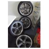 4 Boss 18" Wheels (1 Damaged)