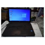 15.5" HP Laptop w/ Powercord