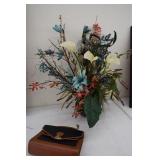 Floral Arrangement & Dooney/Bourke Purse(smoke da)