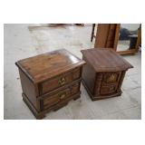 2 End Tables