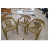 3 Stackable Patio Chairs