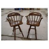 2 Wooden Swivel Bar Stools