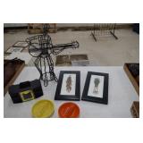 Ashtrays / Wine Guitar Player / Card Shuffle / Prt