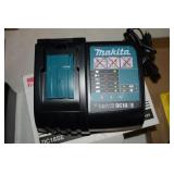 Makitia 18V Battery Charger