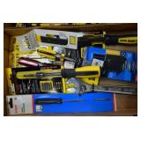 Nut Drivers/ Hex Keys / Pry Bar