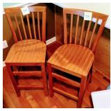 A nice pair of kitchen counter chairs