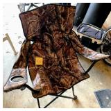 Folding camo chair