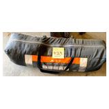 Portable five person tent