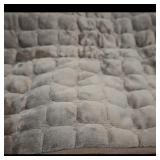 Quilted Plush Bathroom Rug