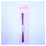 Laura Geller All-Over Eyeshadow Brush