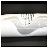 Alcï¿½do White Quilted Pillow