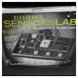 RadioShack Electronic Sensors Lab Kit