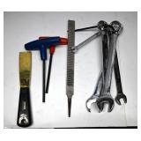 Assorted Hand Tools Set