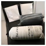 Assorted Bed Linens & Bedding (4 pieces)