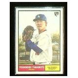 Topps Yoshinobu Yamamoto Rookie Card RC 61 (Los...