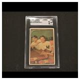 1953 Bowman Color #44 Bauer/Berra/Mantle...