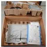 Dell Monitor in Retail Box