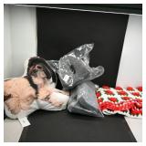 Assorted Home Textiles & Novelty Pillow (4)