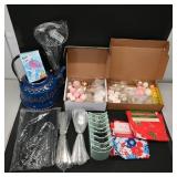 Assortment of Kitchen Items (Multiple Pieces)