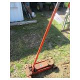 HEINWERNER 11/2 TON FLOOR JACK- WORKS