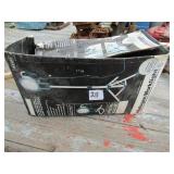 NIB HALOGEN WORK LIGHT W/ STAND