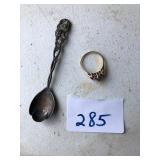 10K GOLD RING W/ MISSING STONE, SPOON MARKED SWEDE