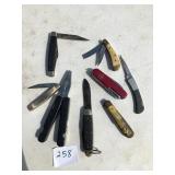 ASSORTED POCKET KNIVES