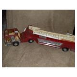 VINTAGE METAL NYLINT FIRE TRUCK HOOK N LADDER CAB