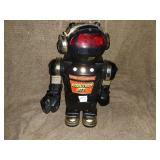VINTAGE ROBOTRON RT-2 BATTERY OPERATED ROBOT