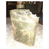 5 GALLON MILITARY GAS CAN