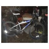 MENS BLUE TREK MOUNTAIN BIKE