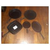 LOT OF CAST IRON SKILLETS