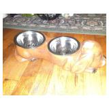 LARGE CAST IRON DOG WITH FOOD & WATER BOWLS 16X6