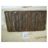 1915 ILL TRUCK LICENSE PLATE W/ SLOTS 71/2 X14'