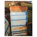 SIMMONS ARTIST BRUSH DISPLAY METAL RACKS