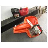 CS-300 ECHO CHAIN SAW 12' BAR W/ CASE ,GAS ,OIL-