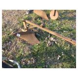 WALK BEHIND GARDEN TRACTOR PLOW W/ CI MOLDBOARD