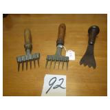 3- VINTAGE ICE  SHAVES