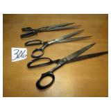 3- PAIRS LONG BLADE SCISSORS