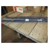 NW PAIR OF TRACTOR 3 PT. STABILIZER BARS