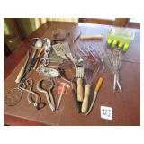 VINTAGE KITCHEN UNTENSILS