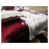 CHRISTMAS QUILT BED SPREAD; PILLOWS