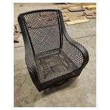 SWIVEL WICKER CHAIR