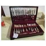 1847 ROGER BROS. SILVERPLATE SILVERWARE IN