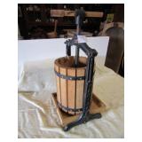 YAKIMA FRUIT PRESS