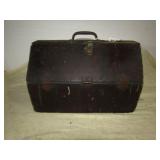 WOOD TOTE W/ BROWN PAINT -11 X11'