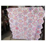 VINTAGE H S GRANDMOTHER'S FLOWER GARDEN QUILT