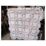VINTAGE H S DOUBLE WEDDING BAND QUILT 64' X 88'