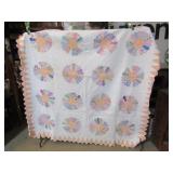LARGE VINTAGE H S DRESDEN PLATE QUILT 74' X88'