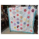 VINTAGE HAND STITCHED GRANDMOTHER'S FLOWER